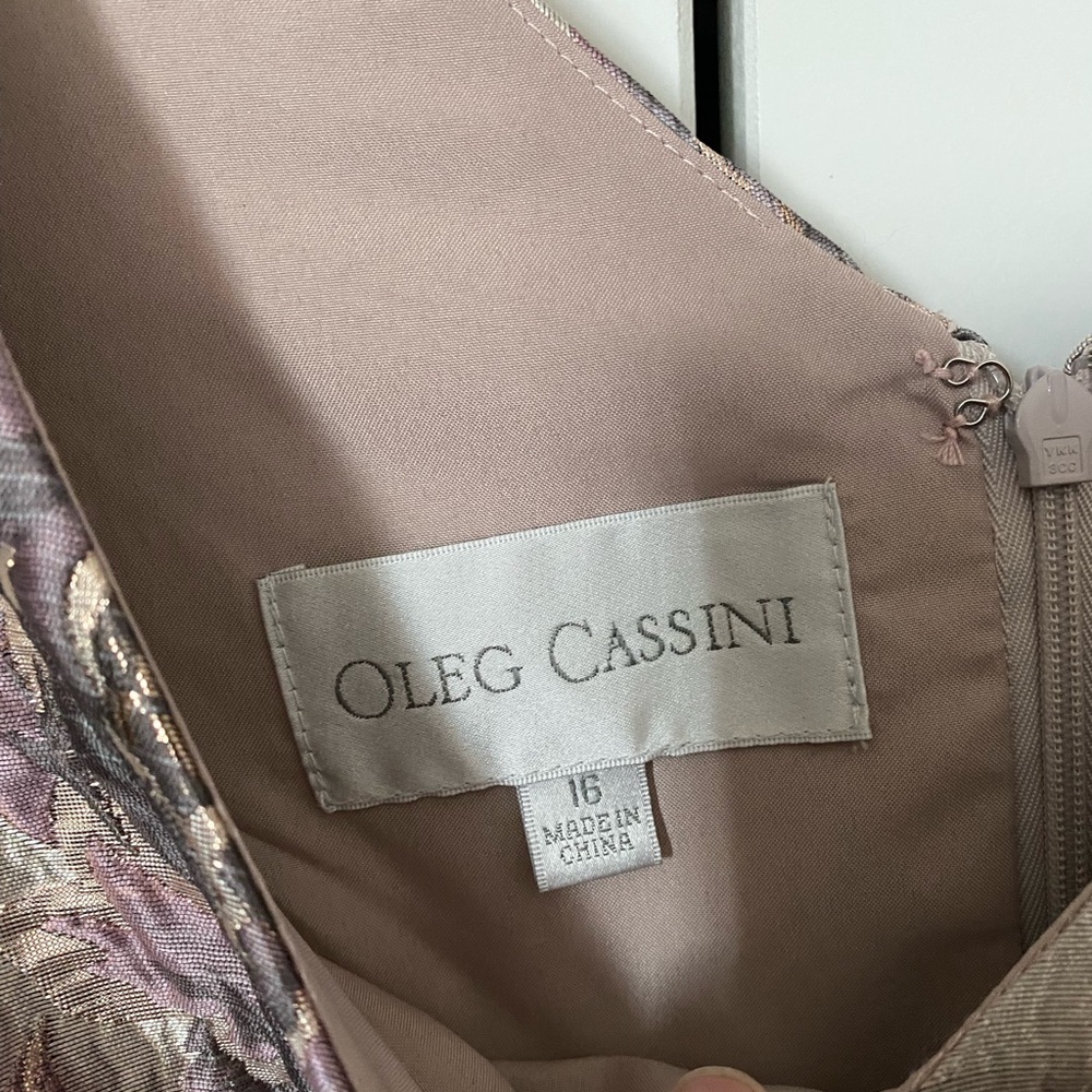 Oleg Cassini Dress in Mauve and Gold Metallic - Picture 7 of 11